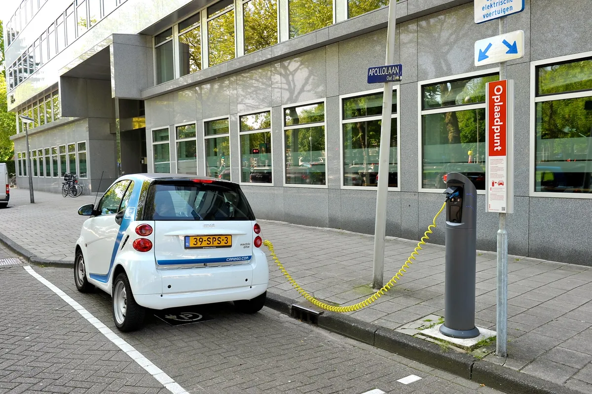 Een laadpunt voor elektrische auto's